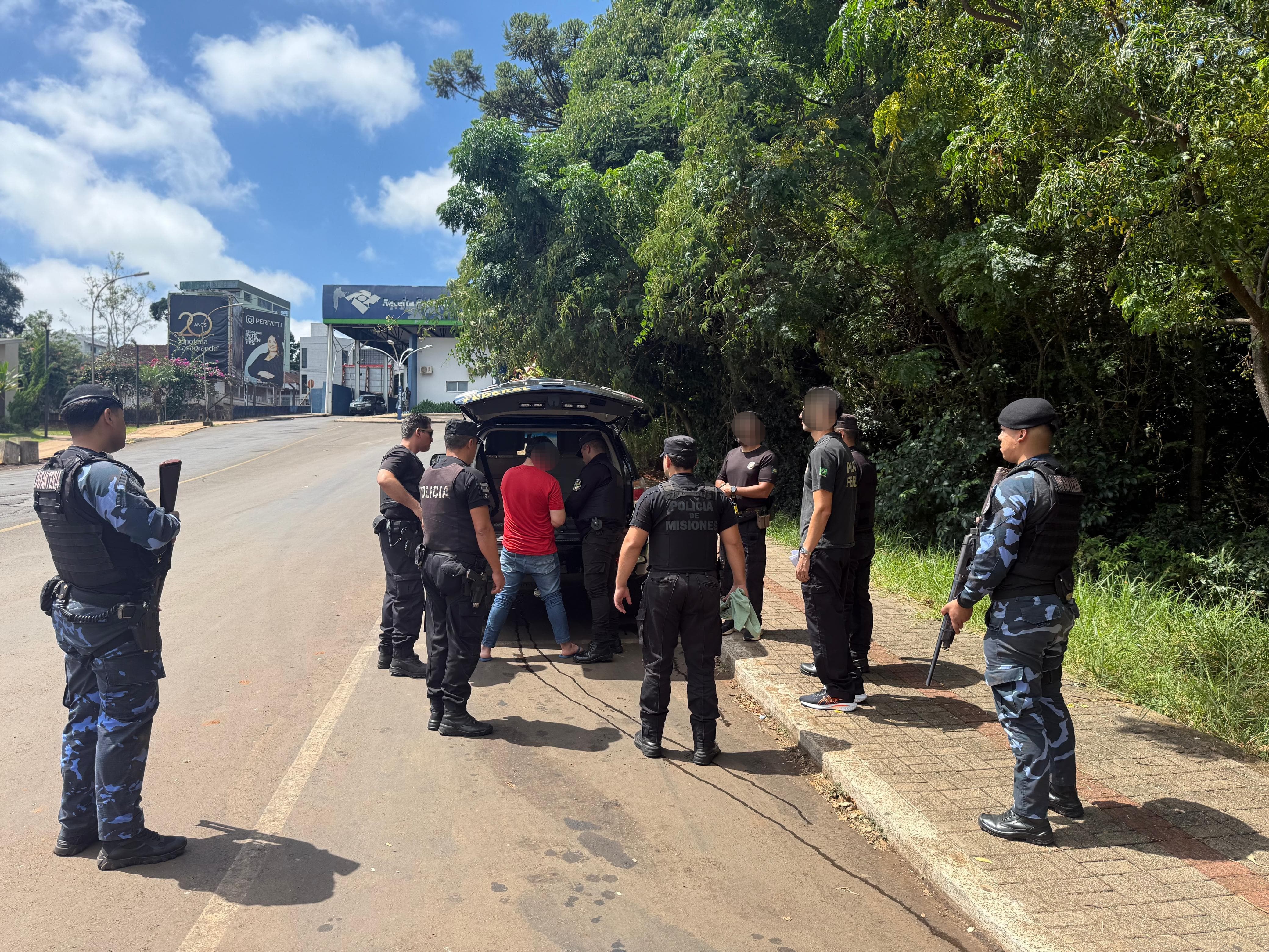 Capturaron en Misiones a un prófugo con alerta roja de INTERPOL por abuso sexual y fue extraditado a Brasil 3